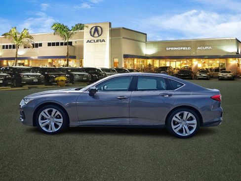 Used 2023 Acura TLX w/ Technology Package FWD image 4