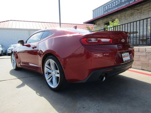 Used 2016 Chevrolet Camaro LT RWD image 3