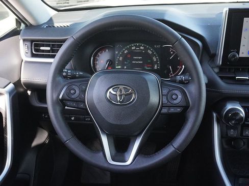 Used 2023 Toyota RAV4 XLE Premium AWD/4WD image 39