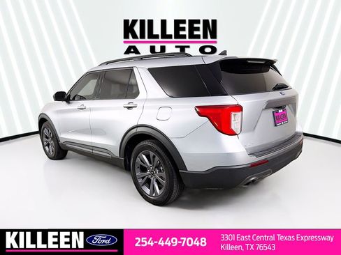 Used 2022 Ford Explorer XLT w/ Equipment Group 202A image 6