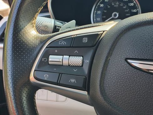 Used 2024 Genesis G70 2.5T AWD/4WD image 14
