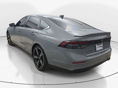 Used 2024 Honda Accord Sport image 6