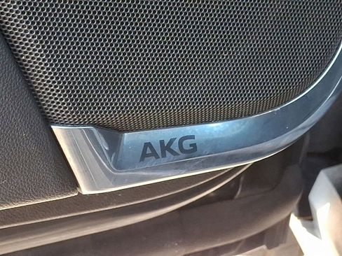 Used 2022 Cadillac Escalade ESV Sport Platinum image 31