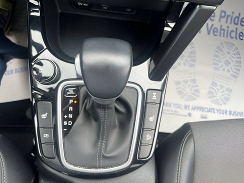 Used 2024 Kia Seltos S AWD/4WD image 23