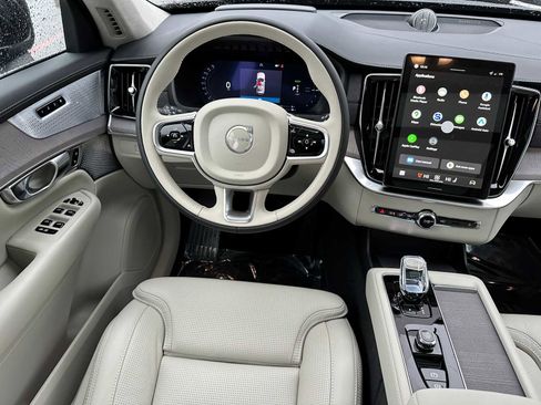 New 2026 Volvo XC90 T8 Ultra image 18