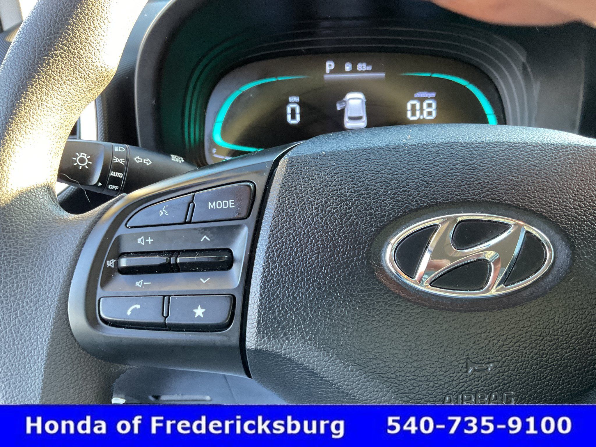 Used 2023 Hyundai Venue SE FWD image 29