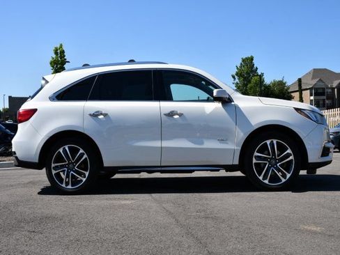 Used 2017 Acura MDX SH-AWD w/ Advance Package image 10