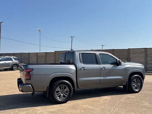 Certified 2025 Nissan Frontier SV w/ Tow Package RWD image 24