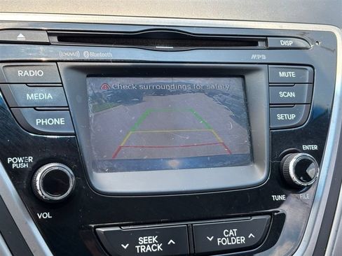 Used 2015 Hyundai Elantra SE w/ Option Group 02 FWD image 15