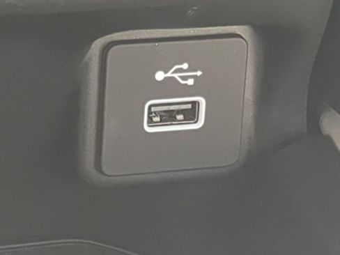 Used 2023 Honda HR-V LX image 21