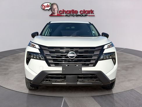 Used 2026 Nissan Rogue S FWD image 19