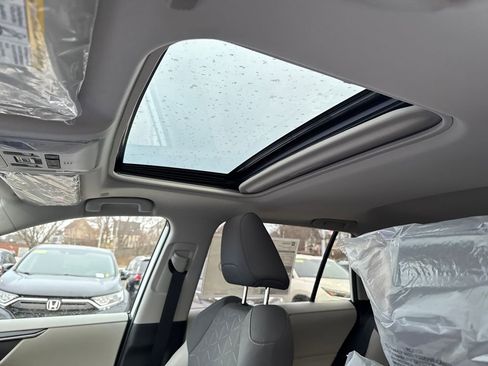 New 2025 Toyota RAV4 XLE image 18