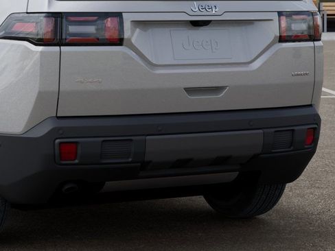 New 2026 Jeep Cherokee Laredo AWD/4WD image 13