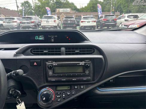 Used 2013 Toyota Prius C Two FWD image 14