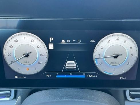 New 2026 Hyundai Elantra Limited FWD image 12