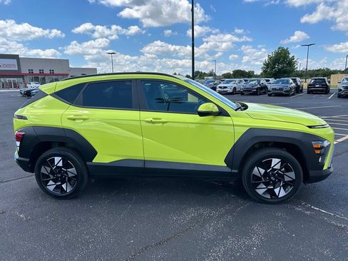 Used 2024 Hyundai Kona SEL AWD/4WD image 8