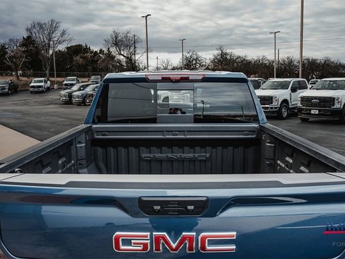 Used 2024 GMC Sierra 1500 Denali image 6