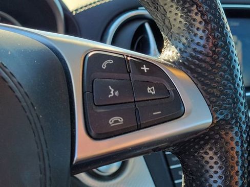 Used 2017 Mercedes-Benz SL 550 w/ Driver Assistance Package image 28