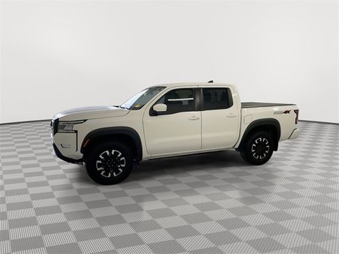 Used 2022 Nissan Frontier PRO-4X image 5