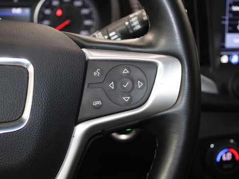 Used 2024 GMC Terrain SLT image 38