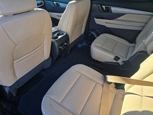 New 2026 Buick Enclave Preferred image 11