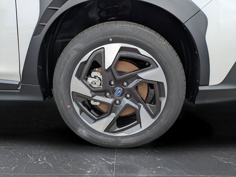 Used 2026 Subaru Crosstrek 2.5i Limited AWD/4WD image 10