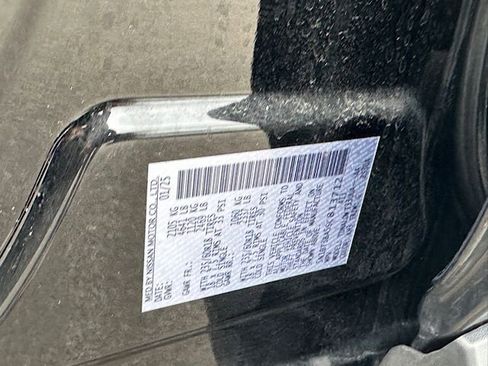 Used 2025 Nissan Rogue SV FWD image 28