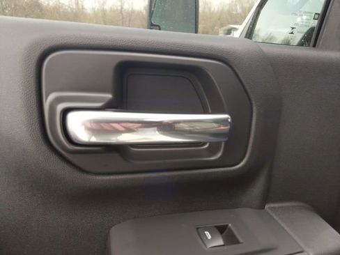 New 2025 GMC Sierra 3500 Pro w/ Convenience Package image 34