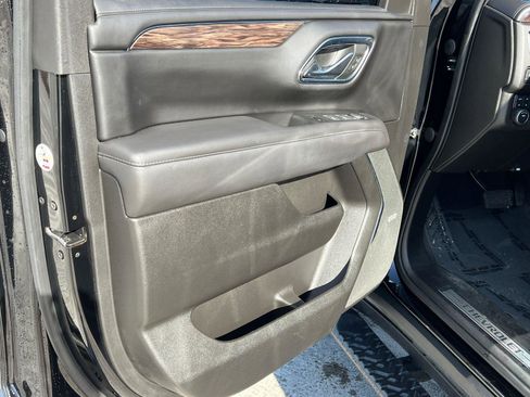 Used 2023 Chevrolet Tahoe Z71 w/ Luxury Package image 10