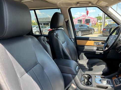 Used 2014 Land Rover LR4 HSE image 34