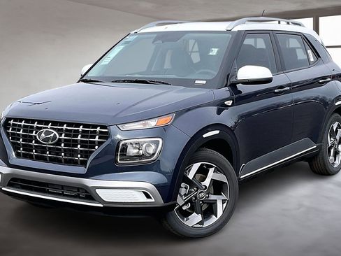 New 2026 Hyundai Venue SEL image 2