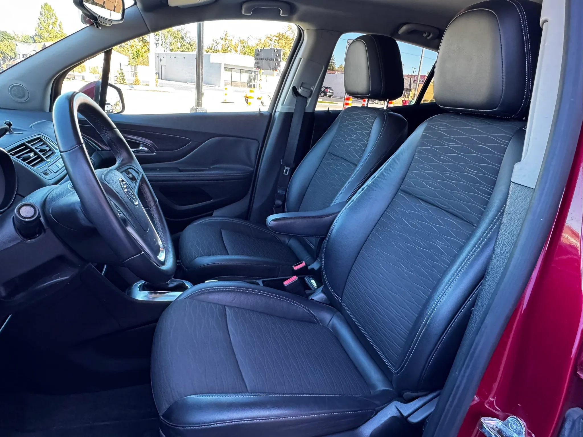 Used 2016 Buick Encore AWD image 9