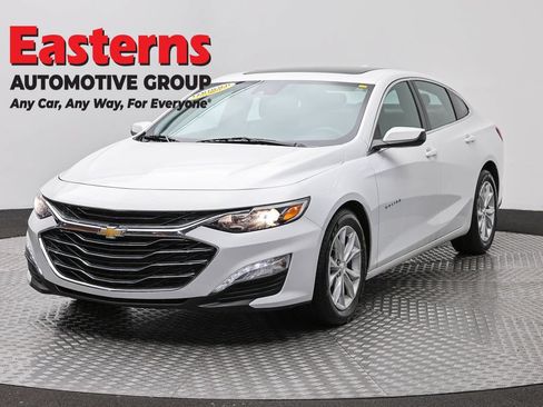 Used 2024 Chevrolet Malibu LT FWD image 1