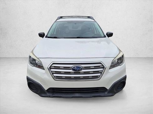 Used 2017 Subaru Outback 2.5i AWD/4WD image 2