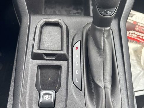 Used 2024 Chevrolet Colorado W/T image 15