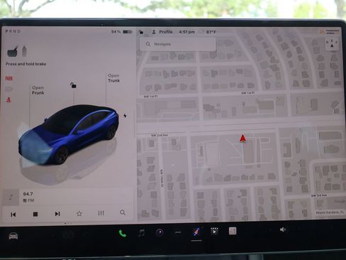 Used 2024 Tesla Model 3 Performance AWD/4WD image 42