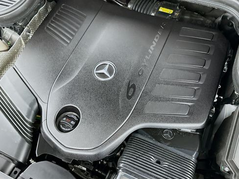 Used 2025 Mercedes-Benz GLE 450 4MATIC image 34