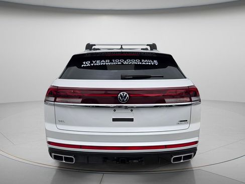 New 2026 Volkswagen Atlas Cross Sport SEL Premium R-Line AWD/4WD image 4