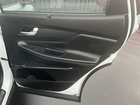 Used 2023 Hyundai Santa Fe Limited image 25