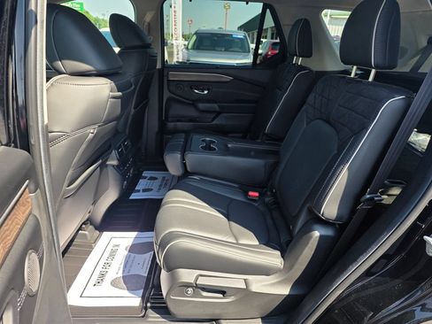 New 2026 Honda Pilot Elite image 13