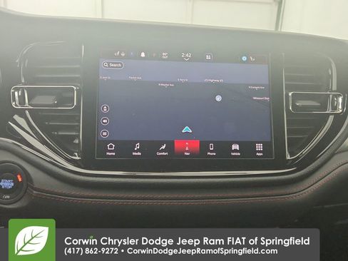 Certified 2025 Dodge Durango GT w/ Blacktop Package image 26