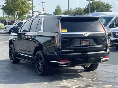 Used 2021 Cadillac Escalade Premium Luxury AWD/4WD image 8