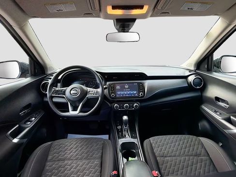 Used 2023 Nissan Kicks SV FWD image 15