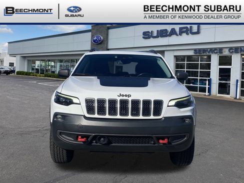 Used 2020 Jeep Cherokee Trailhawk image 2