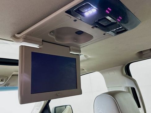 Used 2019 GMC Yukon Denali w/ Denali Ultimate Package image 28