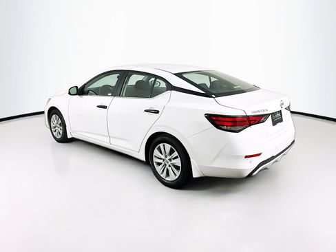 Used 2025 Nissan Sentra S image 5