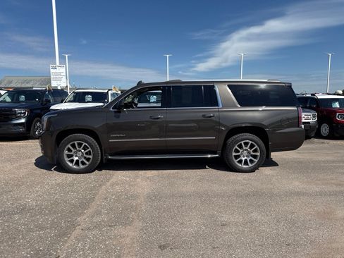 Used 2019 GMC Yukon XL Denali w/ Open Road Package AWD/4WD image 6