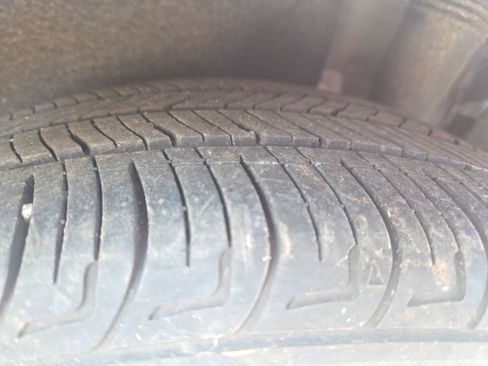 Used 2023 Hyundai Elantra SEL image 12