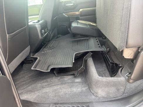 Certified 2020 Chevrolet Silverado 1500 RST AWD/4WD image 37