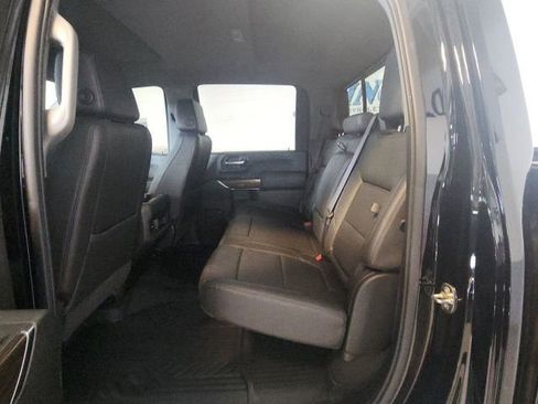 Used 2022 Chevrolet Silverado 2500 LT w/ Midnight Edition image 13